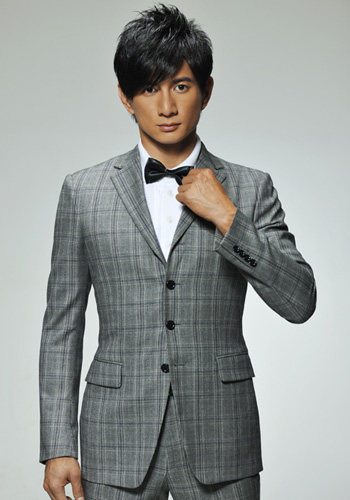 組圖:從小虎隊(duì)到《步步驚心》 吳奇隆如何成為