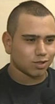 無巧不成書！巴西一對父子失散17年后警局“團聚”