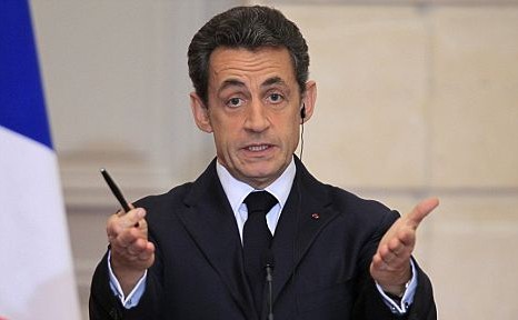法議員爆薩科齊極度奢侈:每天吃掉上萬英鎊、供養百輛豪車