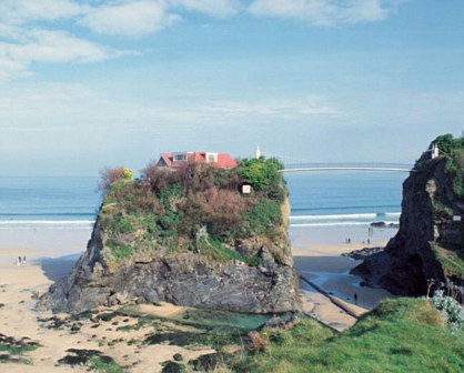 英小島傳奇老房出售 曾接待柯南•道爾、外出須過吊橋