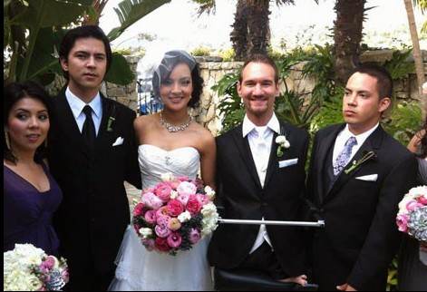 沒有四肢生活也很精彩！澳勵(lì)志哥夏威夷享受浪漫蜜月