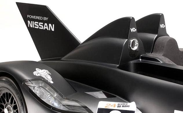 尼桑推出“蝙蝠俠戰車” 將參加世界頂級汽車耐力賽