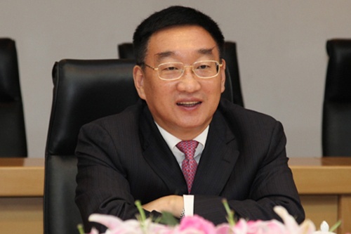 水利部長陳雷出版英文專著《民生水利與可持續發展》