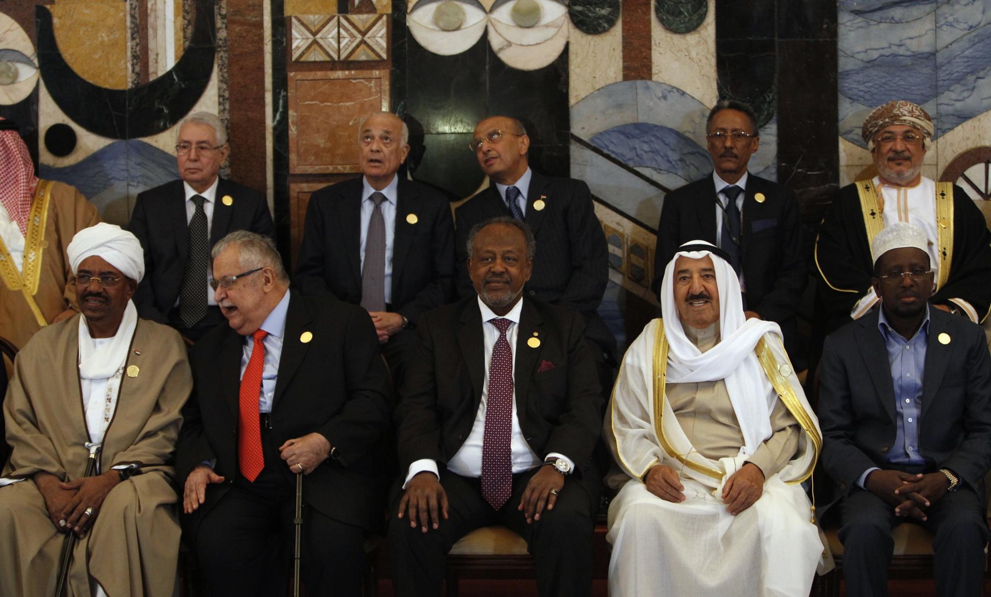 阿盟首腦會議開幕僅有一半元首出席 伊拉克發(fā)生兩起爆炸