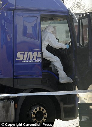 圍觀車(chē)禍上傳尸體照片發(fā)微博 英網(wǎng)友被批冷血無(wú)情