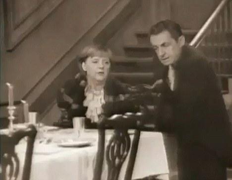 俄羅斯地方官員“懸浮”照被網友惡搞 現(xiàn)身月球視察工作