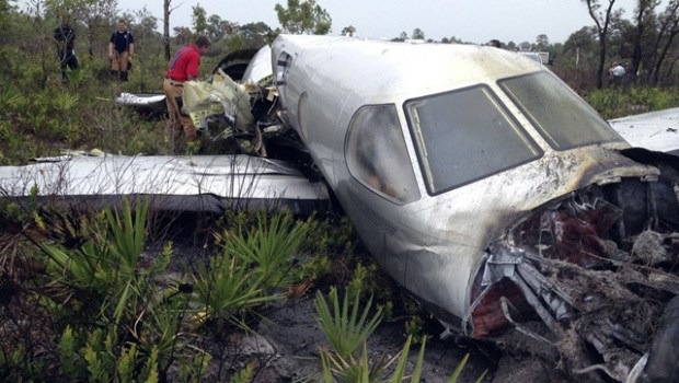 美國一架小型飛機墜毀 一家6口人全部遇難