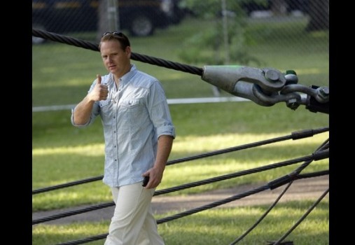 表演家高空走鋼索橫穿大瀑布 創百年紀錄(組圖)