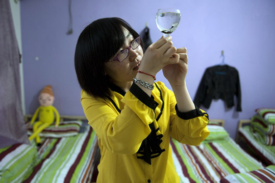 記者探訪90后入殮師職業生活