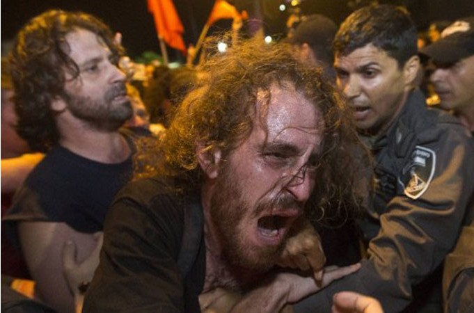 高房?jī)r(jià)引發(fā)以色列青年人抗議 85人被逮捕