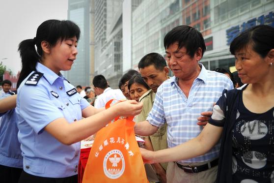 各地開展禁毒宣傳活動