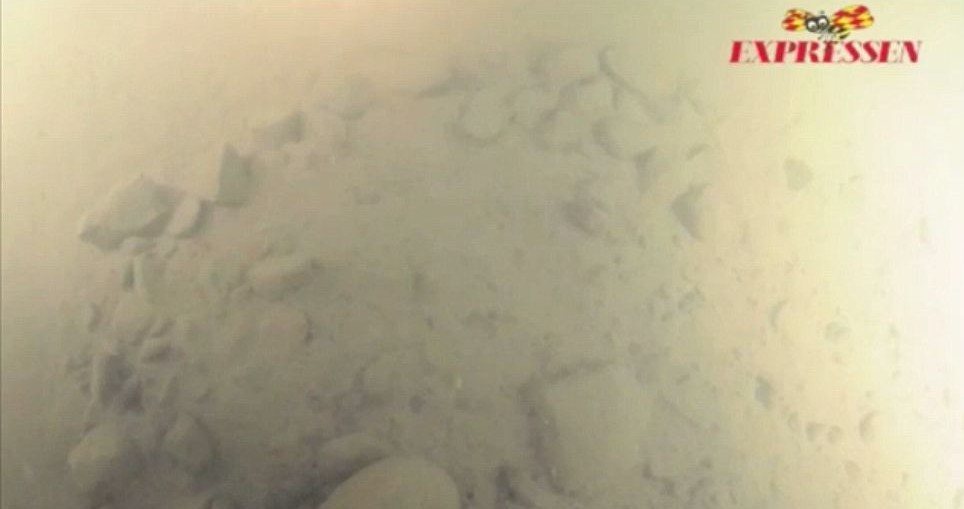 潛水員探測波羅的海海底“怪物” 電子設(shè)備距其200米即失靈