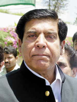 巴基斯坦新總理欲修私人停機(jī)坪 被批假公濟(jì)私