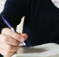 俄大學醉酒老師強迫學生考試23小時 禁止去洗手間