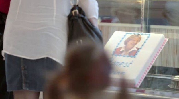 善舉理應(yīng)鼓勵！澳洲銀行創(chuàng)意舉動讓拾金不昧者成明星