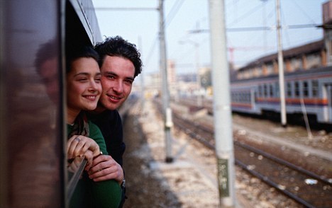 研究表明夫妻若上班方向一致 婚姻幸福感更強