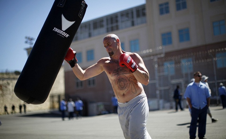 美加州圣·昆廷監(jiān)獄全球“最值錢” 犯人排隊(duì)等死刑