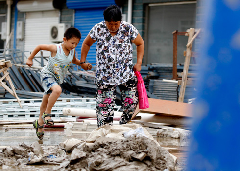 北京房山最大災民安置點建設安置房加速