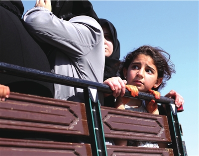 敘利亞反對派要求武器援助 多國關(guān)閉使館撤僑民