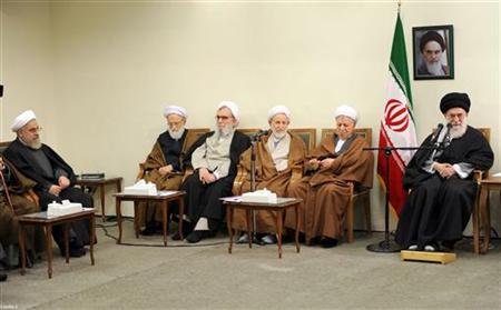 哈梅內(nèi)伊稱伊朗須擺脫依賴石油 內(nèi)賈德承認制裁帶來經(jīng)濟困難