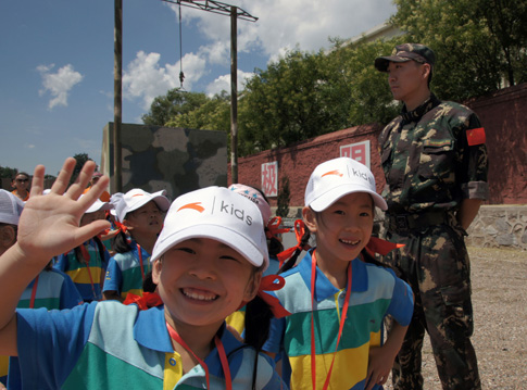 “童謠中國 歡歌八一”主題教育活動走進軍營