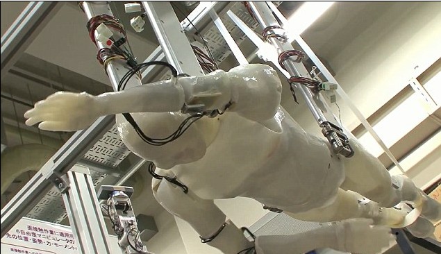 日本科學家發明會游泳機器人 速度可達每秒6米有望代替救生員