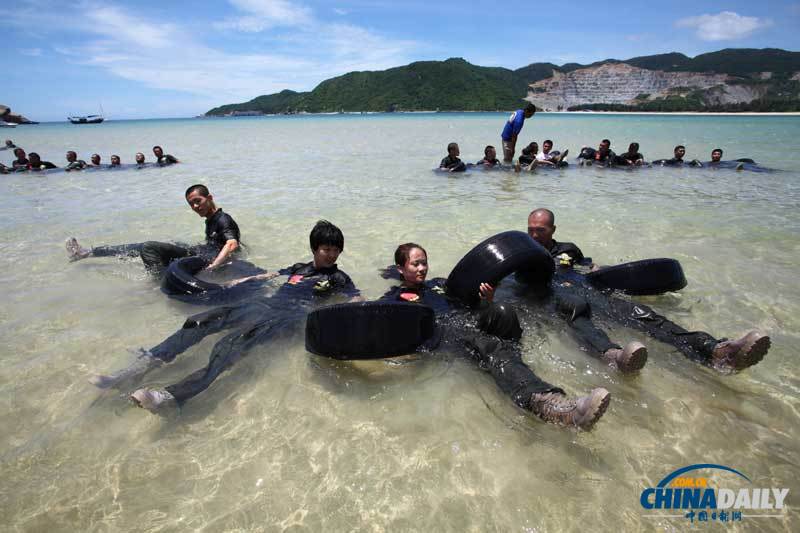 探秘美女保鏢魔鬼訓練