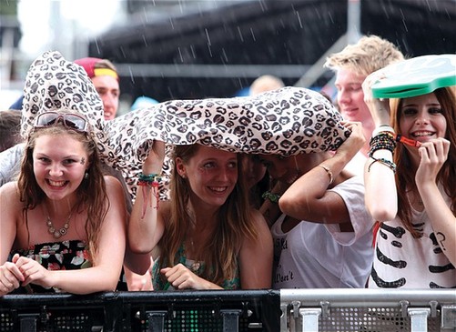 BBC誤將陣雨天氣預報為晴朗 民眾出行后成落湯雞