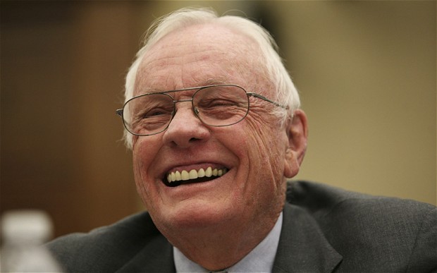 首位登月宇航員阿姆斯特朗逝世 奧巴馬緬懷盛贊其為時代的英雄