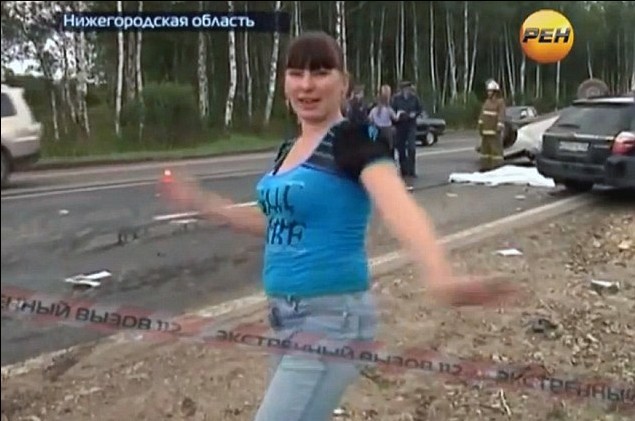 俄醉酒女子車禍遇難者尸體旁歡樂起舞 網(wǎng)友憤怒指其無恥