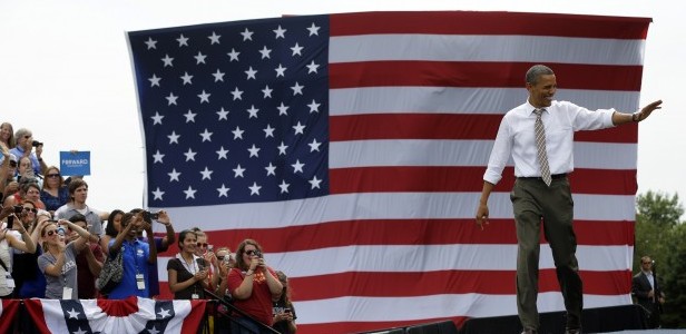 美大選新進展:羅姆尼支持率略超對手 奧巴馬沙雕淋雨受損