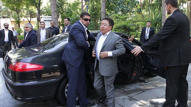 伊朗首次向外國領導人展示核設施 蒙古總統稱機會難得