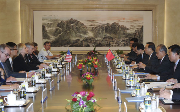 楊潔篪與美國國務卿希拉里·克林頓舉行會談