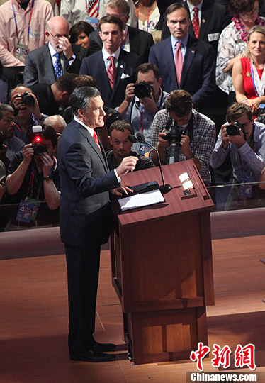 民調顯示奧巴馬支持率上升至52% 領先羅姆尼6%