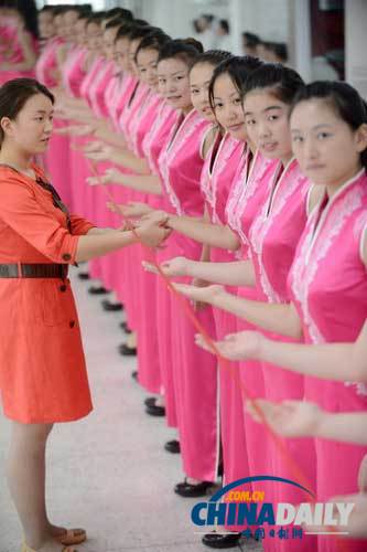 江蘇揚州：90后志愿者“魔鬼式”訓練迎運博會