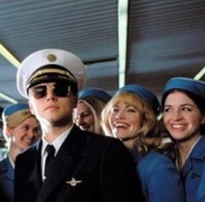 冒牌飛行員怎能逍遙法外！免費搭飛機(jī)被意警方抓捕