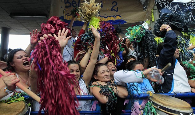 哥倫比亞一監(jiān)獄舉行年度選美比賽 助女囚犯改過自新
