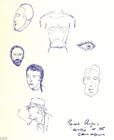 圖:美國國務卿也難專心 聯大會議上涂鴉消遣