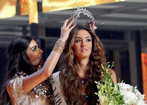 雙胞胎姐妹花包攬黎巴嫩選美小姐冠亞軍(組圖)