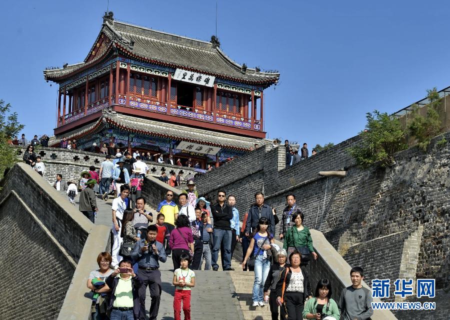 國慶黃金周 史上最長“黃金粥”