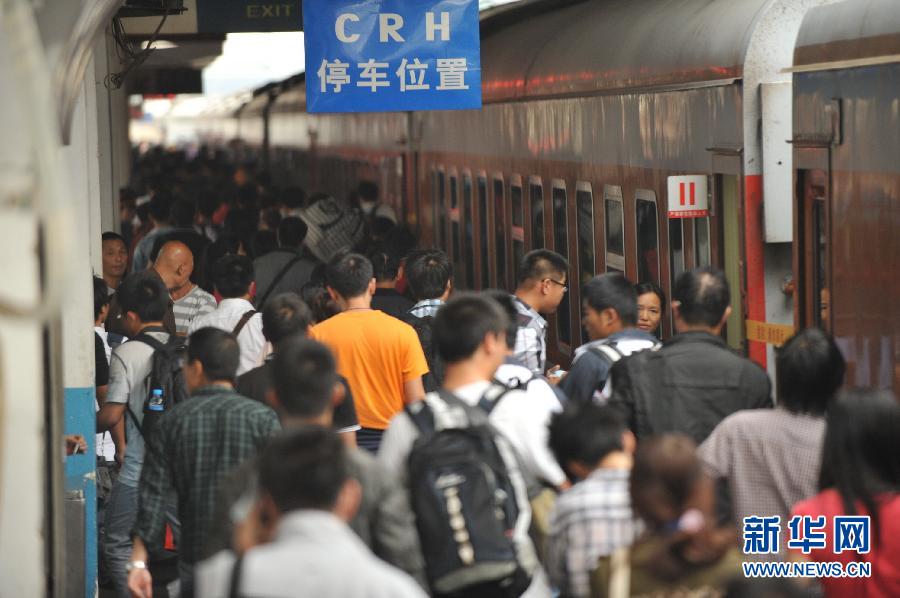 國慶黃金周 史上最長“黃金粥”