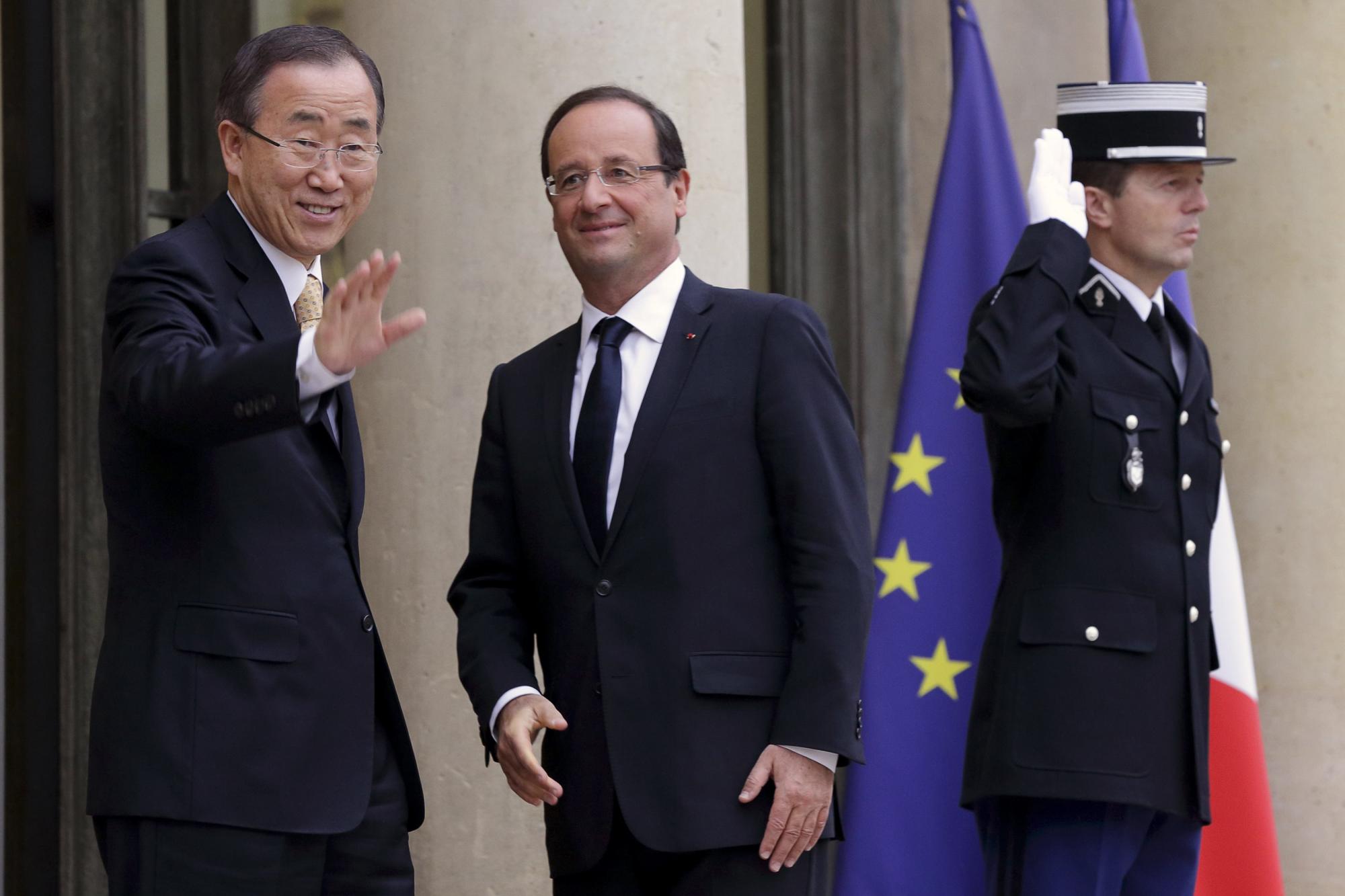 奧朗德敦促軍事干預馬里局勢 欲取消法國小學生家庭作業