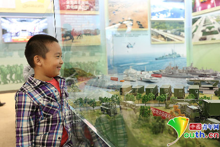 圖片見證十年發(fā)展 喜看祖國輝煌成就