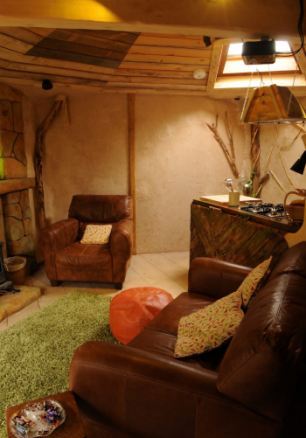 英國商人打造全英最豪華樹屋 不超200英鎊一晚