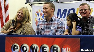 領養中國女孩美國家庭贏2.9億美元巨額彩票獎