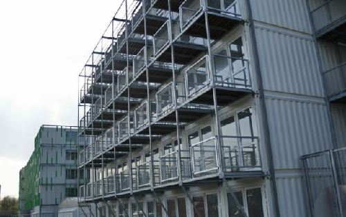 英國用集裝箱建廉價(jià)房幫助無家可歸者 集裝箱房項(xiàng)目在荷蘭已獲成功