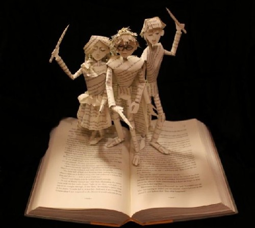 哈利•波特、湯姆•索亞從書里冒出來！絕美紙雕讓主角“復活”