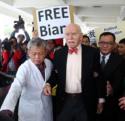 扁“寧被共產黨管”？扁辦急澄清：是“關”