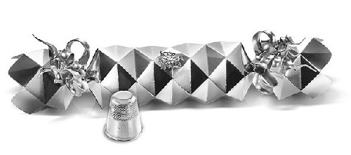 鑲鉆iphone真金吸塵器 世界最貴禮物閃瞎你的眼