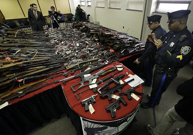 奧巴馬命拜登主導控槍立法 “暴力城市”回收上千槍支